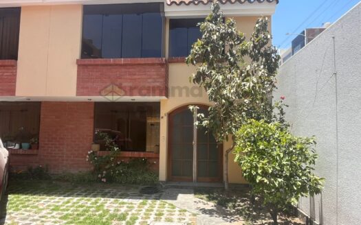 Casa en Quinta  – Yanahuara