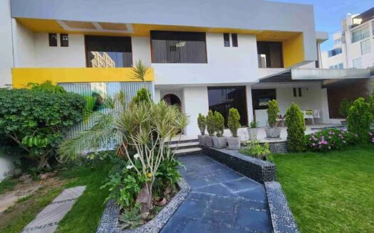 Casa en alquiler en Cayma